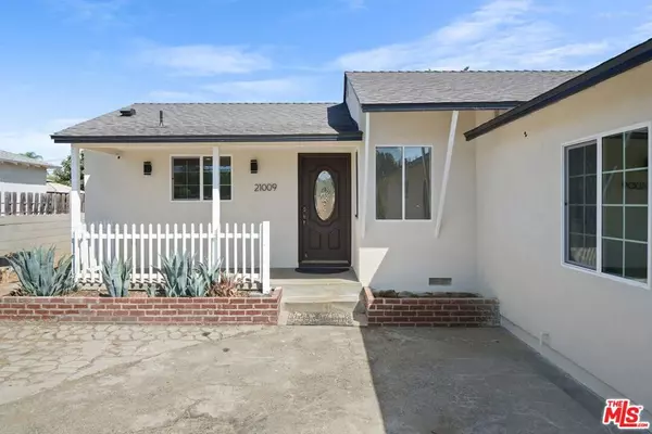 21009 Saticoy ST, Canoga Park, CA 91304
