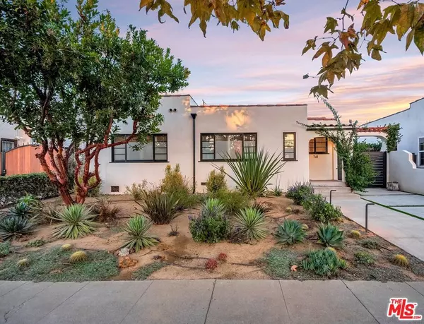 Los Angeles, CA 90038,742 N June ST