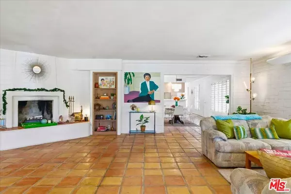 Santa Monica, CA 90405,2408 Pier AVE