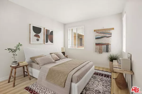 Burbank, CA 91504,1901 N Buena Vista ST #01-411