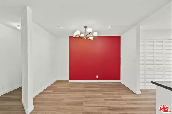 Los Angeles, CA 90027,3663 Los Feliz BLVD #4