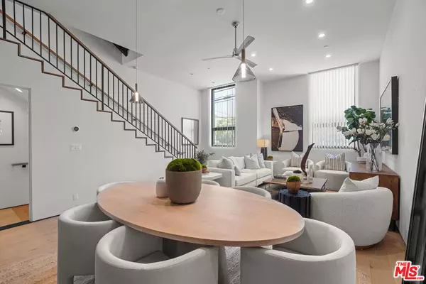 Los Angeles, CA 90066,11706 Charnock Road