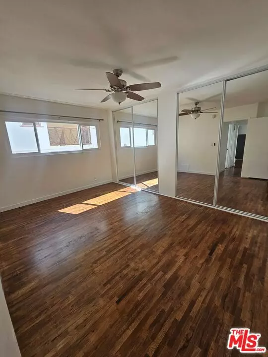 Los Angeles, CA 90046,1537 N Laurel AVE #104