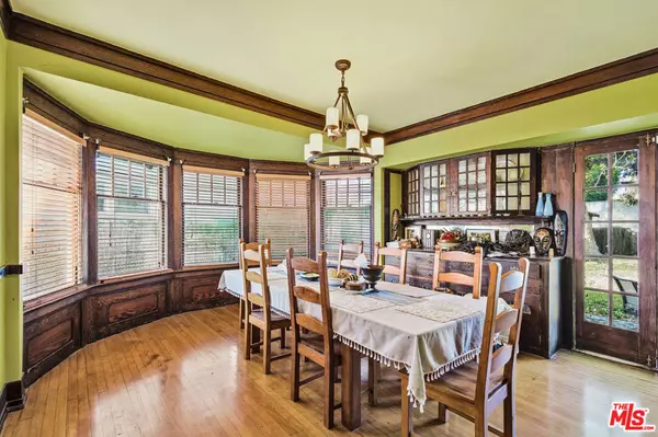 Los Angeles, CA 90007,2647 Raymond AVE