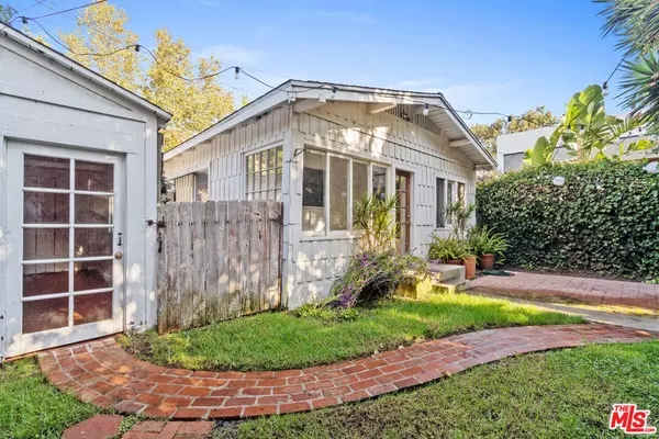 Venice, CA 90291,691 Santa Clara AVE