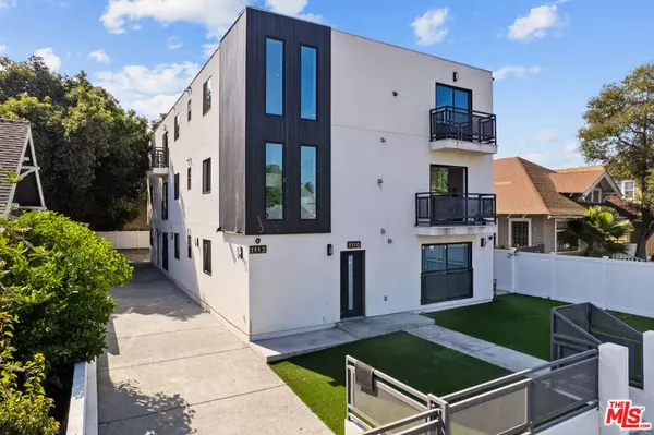 Los Angeles, CA 90037,1110 -1112 W 40th PL