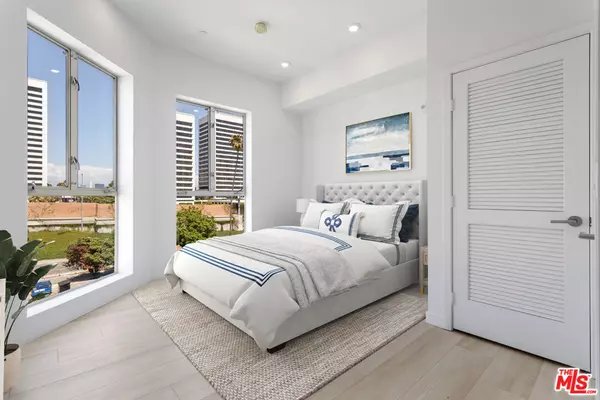 Los Angeles, CA 90025,1650 Sawtelle BLVD #405