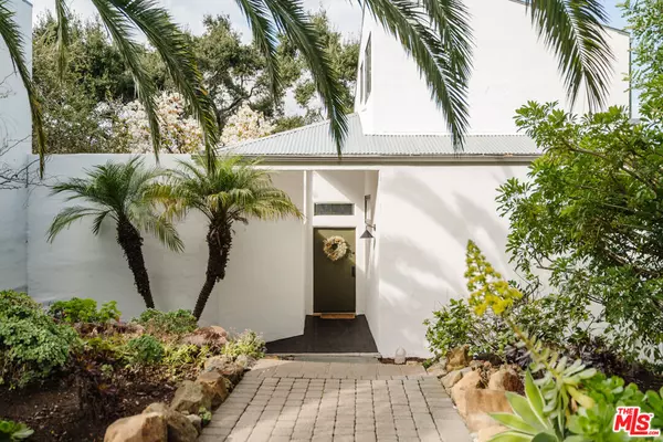 2002 Tuna Canyon RD, Topanga, CA 90290