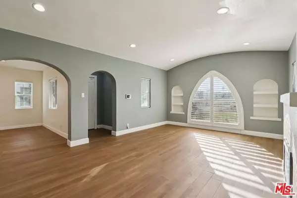 San Bernardino, CA 92405,2765 N E ST