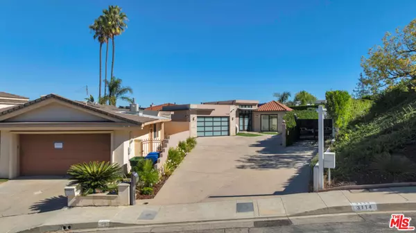 3116 Elvido DR, Los Angeles, CA 90049