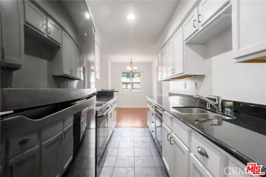 5003 Tilden AVE #109, Sherman Oaks, CA 91423