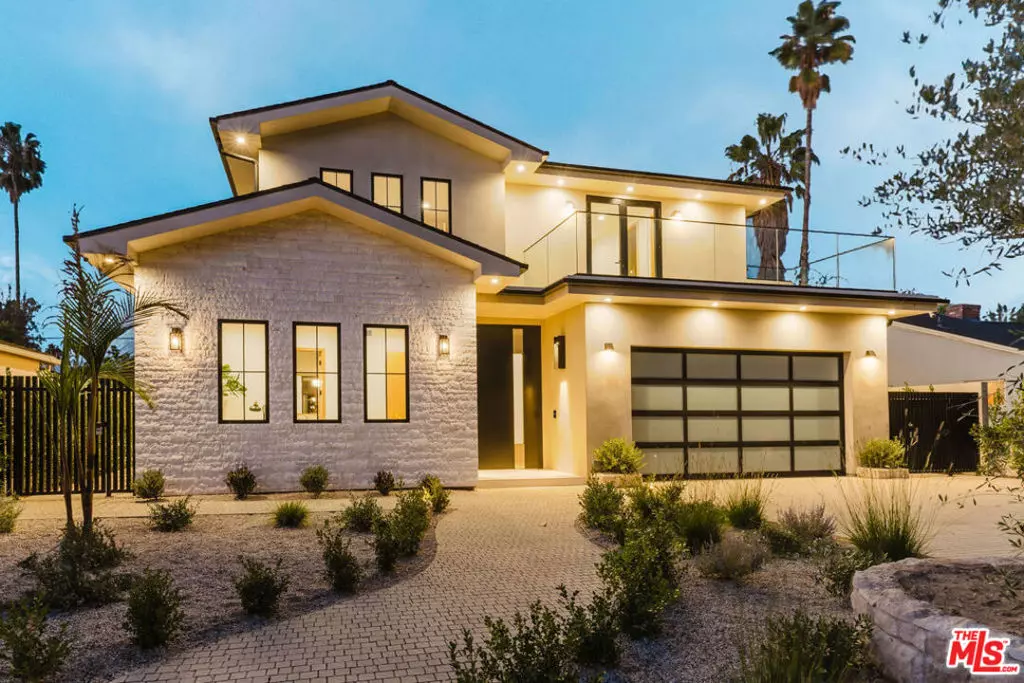 Valley Village, CA 91607,12427 Cumpston ST