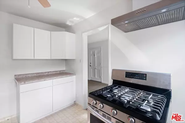 Los Angeles, CA 90066,3493 Meier ST