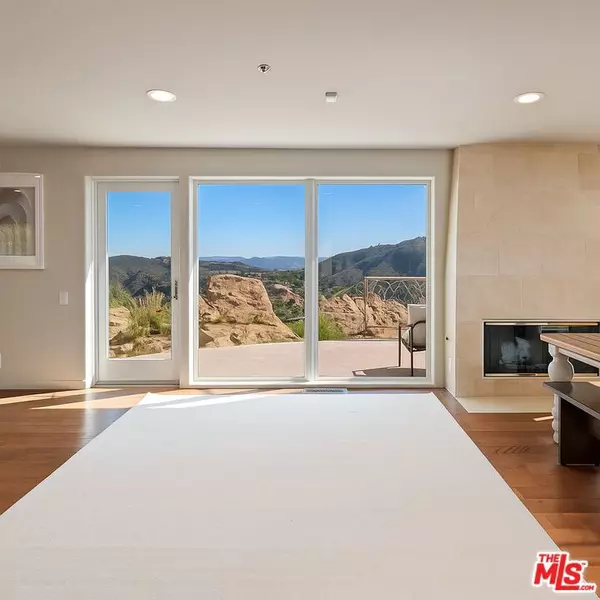 Bell Canyon, CA 91307,28 Ranchero RD