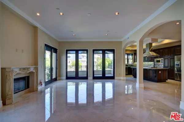 Westwood, CA 90024,10830 Massachusetts AVE #201