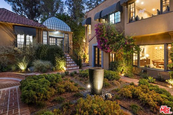 Los Angeles, CA 90065,540 Mount Washington DR