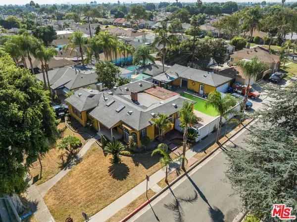 South Gate, CA 90280,9509 Hildreth AVE