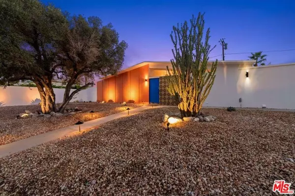 Palm Springs, CA 92262,859 E Grace CIR