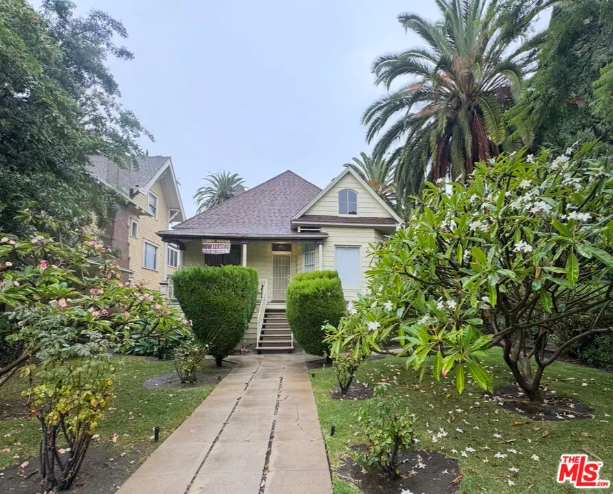 Los Angeles, CA 90007,2361 Scarff ST