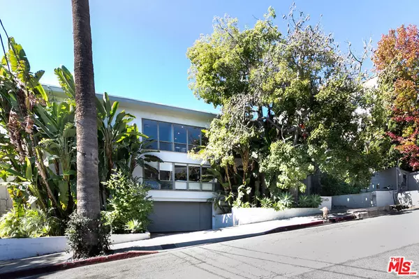 1145 Larrabee ST #6, West Hollywood, CA 90069