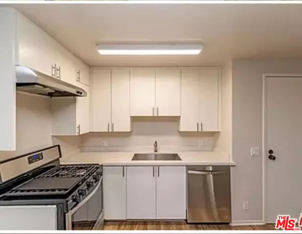 Santa Monica, CA 90401,1242 9th #2A