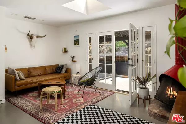 Sunland, CA 91040,7815 Denivelle RD