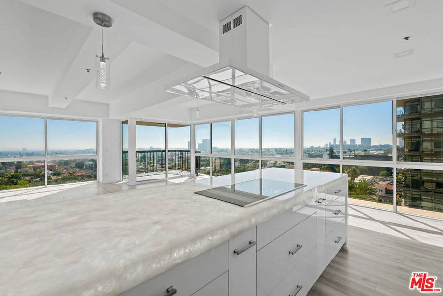 10790 Wilshire BLVD #806, Los Angeles, CA 90024