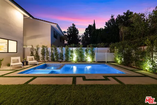 Valley Village, CA 91607,5032 Bluebell AVE