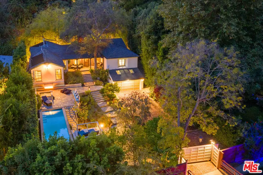 1853 Nichols Canyon RD, Los Angeles, CA 90046