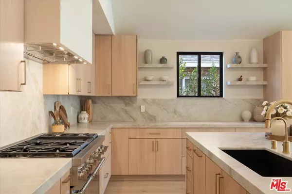 13949 Cumpston ST, Sherman Oaks, CA 91401