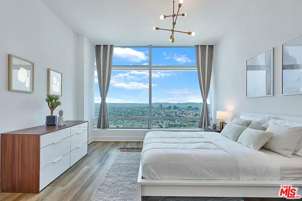 900 W Olympic BLVD #32F, Los Angeles, CA 90015