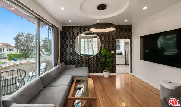 Los Angeles, CA 90048,6255 W Olympic BLVD