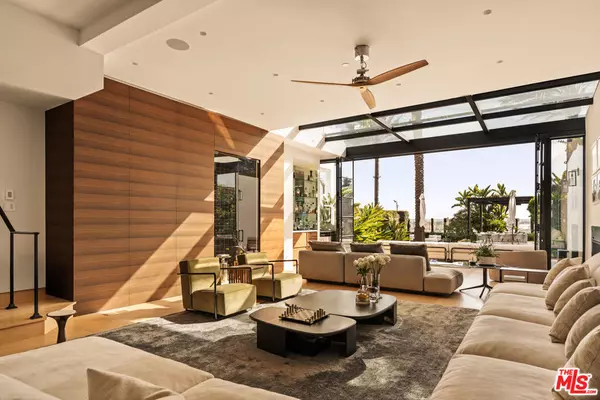 Santa Monica, CA 90403,972 Palisades Beach RD