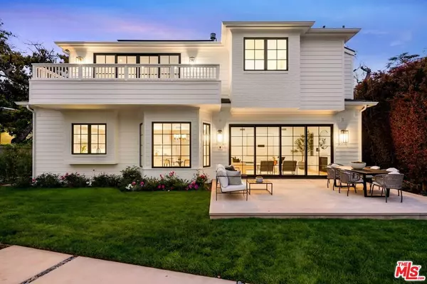 Los Angeles, CA 90049,427 N Bundy DR