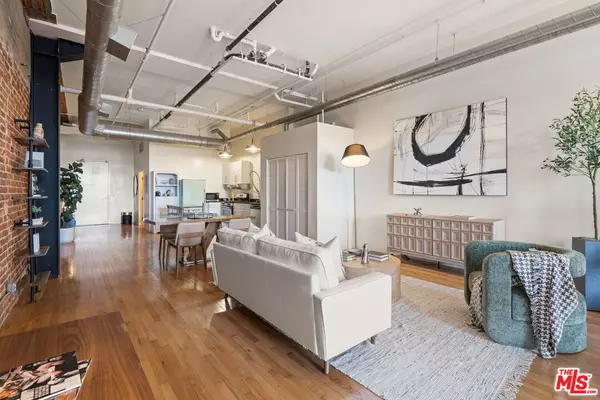 Los Angeles, CA 90013,500 Molino ST #208