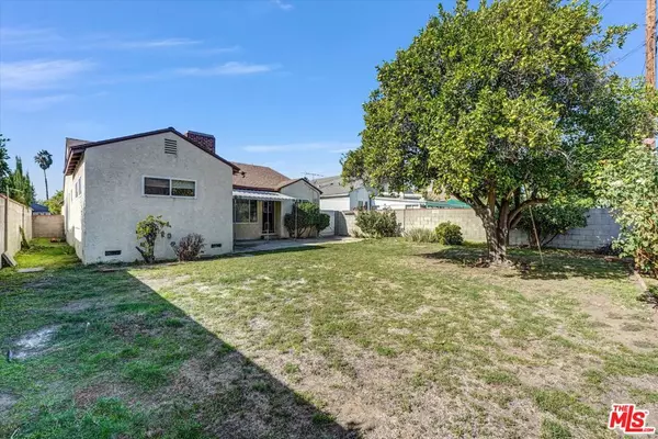 Van Nuys, CA 91405,7022 Cantaloupe AVE