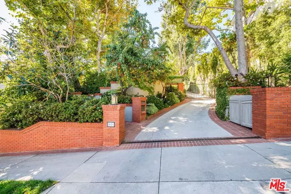 Los Angeles, CA 90024,851 Glenmont AVE