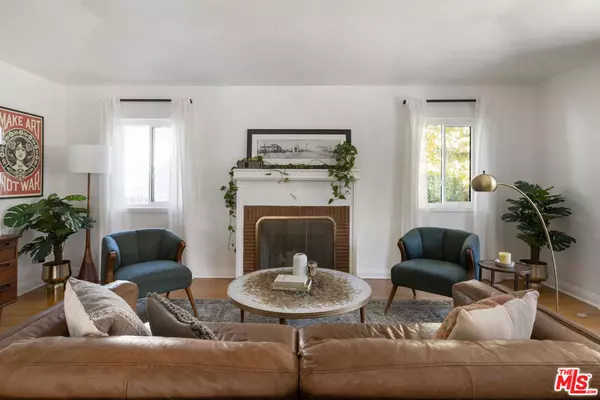 Los Angeles, CA 90027,3828 Tracy ST