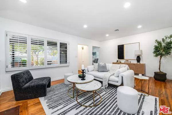 North Hollywood, CA 91601,5310 Irvine AVE