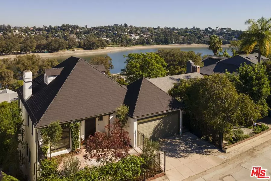 2272 Moreno DR, Los Angeles, CA 90039