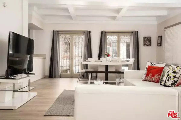 Los Angeles, CA 90004,185 S Virgil AVE