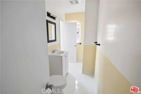 Inglewood, CA 90304,11004 Mansel AVE