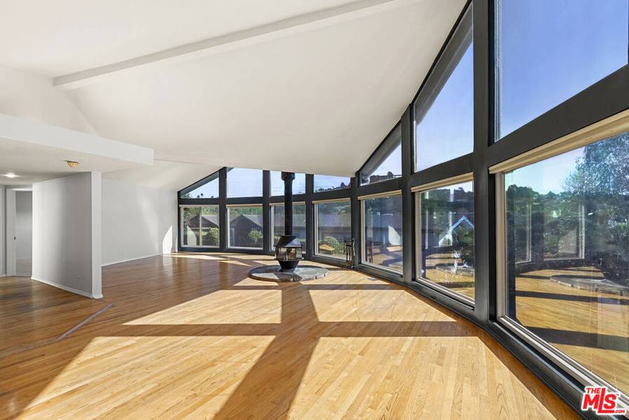 3540 Berry DR, Studio City, CA 91604