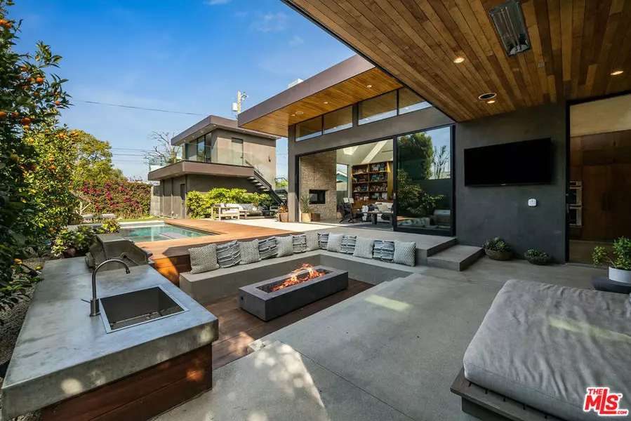 1385 Palms BLVD, Venice, CA 90291