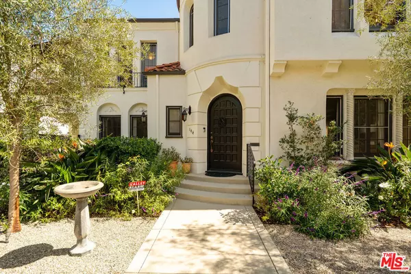 Los Angeles, CA 90036,144 S Orange DR