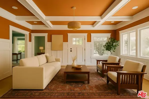 Los Angeles, CA 90018,2074 W 29th ST