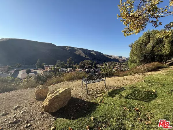 Calabasas, CA 91302,0 Ruthwood