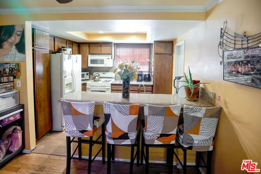 13623 Valerio ST #C, Van Nuys, CA 91405