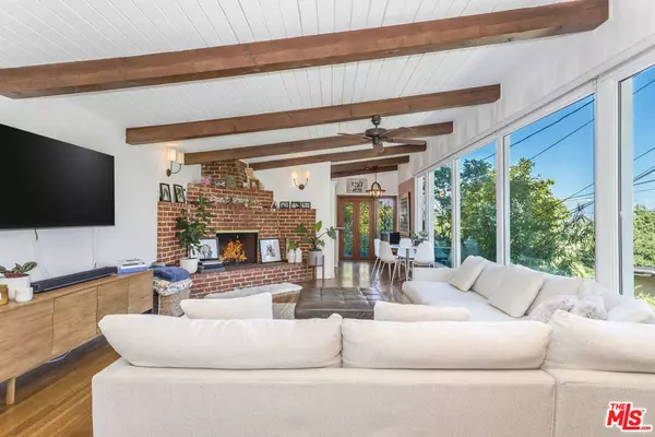 2385 Sunset Heights DR, Los Angeles, CA 90046