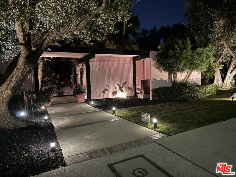 3056 Corda DR, Los Angeles, CA 90049